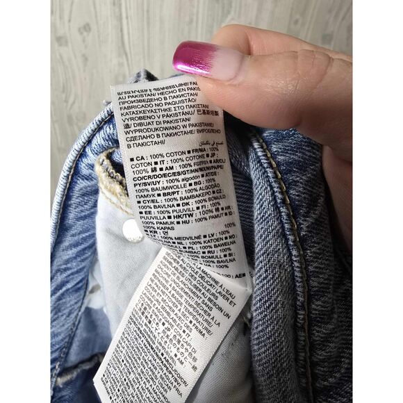 GAP Women’s Wide Leg Distressed Jeans NWT Size 14 Baggy Light Wash Raw Hem - Picture 5 of 8